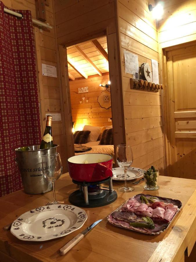 La Cabane A L'Oree Des Bornes Эвир Экстерьер фото