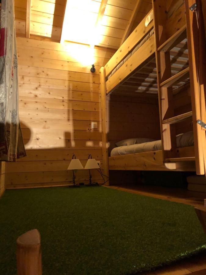 La Cabane A L'Oree Des Bornes Эвир Экстерьер фото