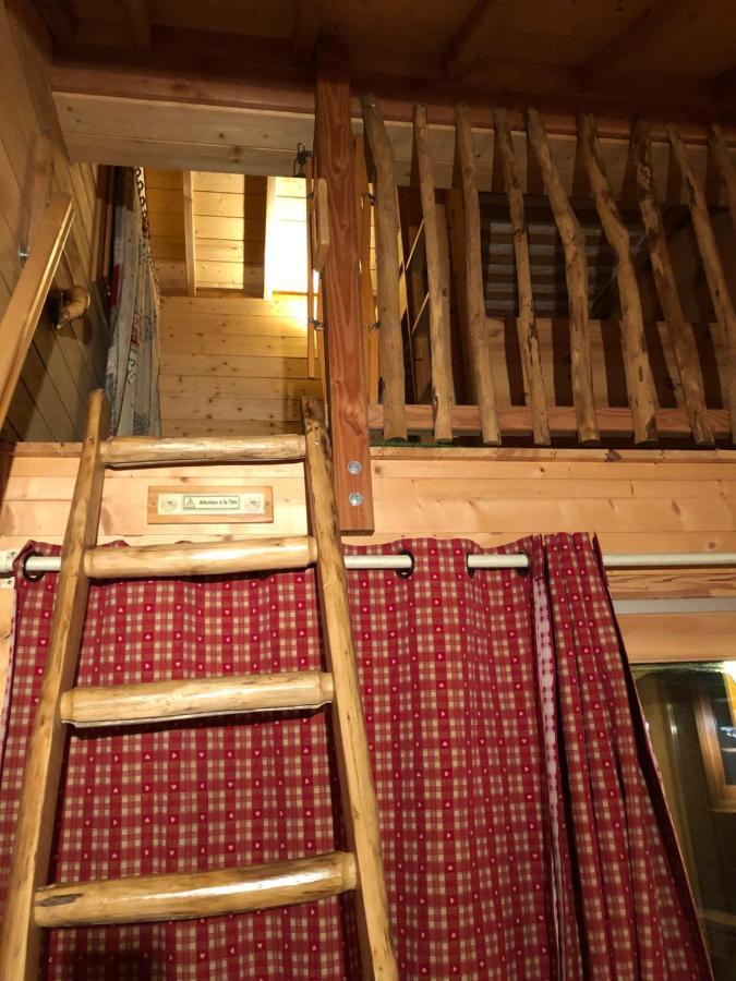 La Cabane A L'Oree Des Bornes Эвир Экстерьер фото